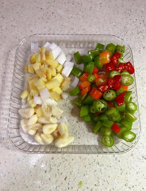 炒干鱼块的家常做法大全-图2