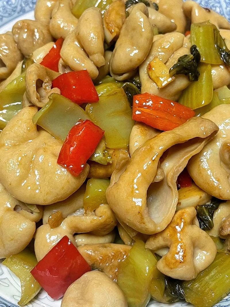 酸菜炒肥肠做法大全家常-图1