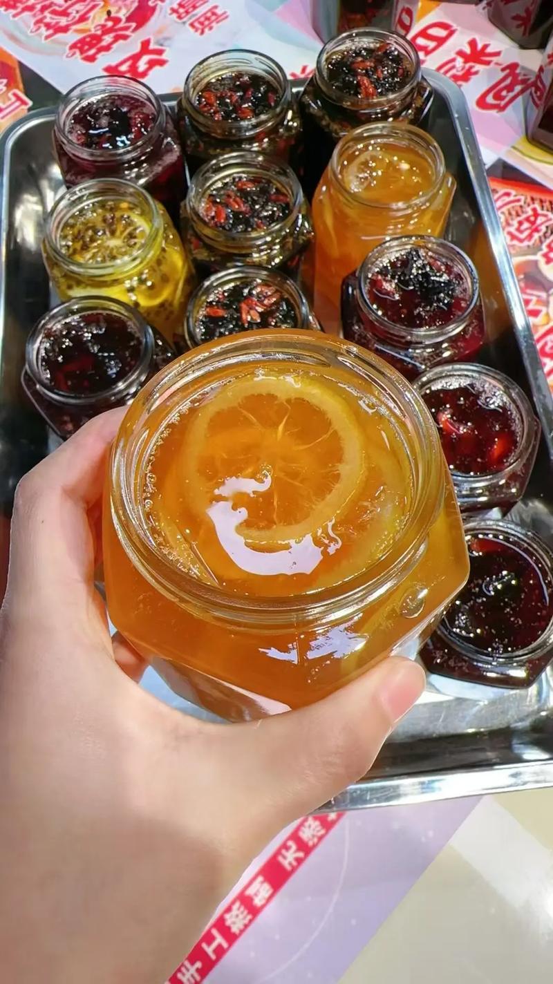 冰糖雪梨柠檬膏能和海鲜一起吃吗?-图2 冰糖雪梨柠檬膏能和海鲜一起吃吗?-图2