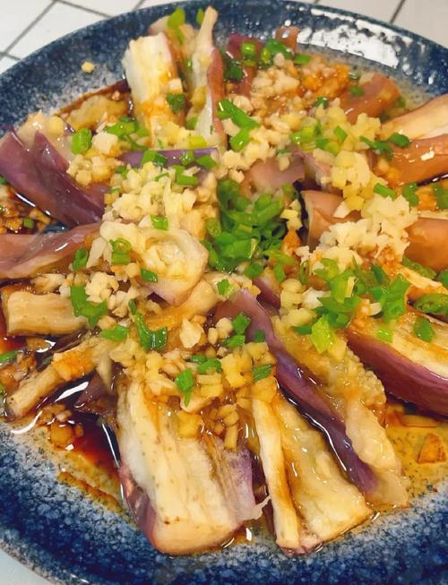 拌海鲜茄子怎么做才好吃?-图2 拌海鲜茄子怎么做才好吃?-图2