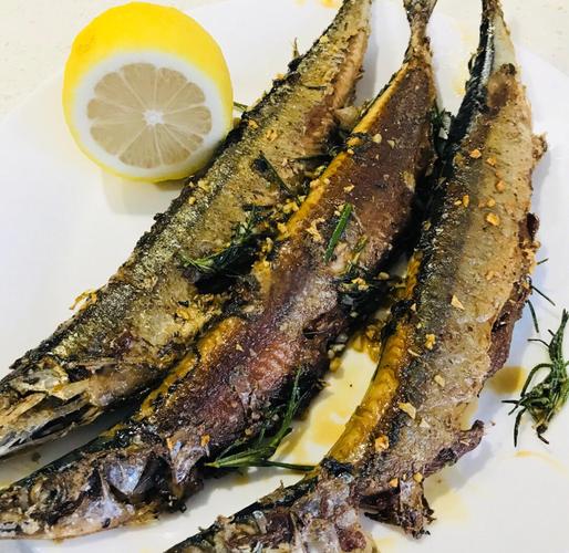 宝宝秋刀鱼怎么做?辅食新手必看!-图1 宝宝秋刀鱼怎么做?辅食新手必看!-图1