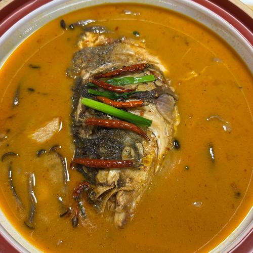 鲤鱼鱼头家常做法有哪些?-图2 鲤鱼鱼头家常做法有哪些?-图2