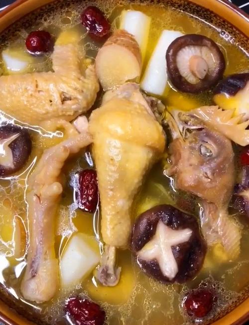 鸡腿菇怎么炖?家常做法有哪些?-图2 鸡腿菇怎么炖?家常做法有哪些?-图2