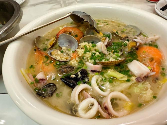 水煮海鲜怎么做好吃？有哪些推荐？-图1