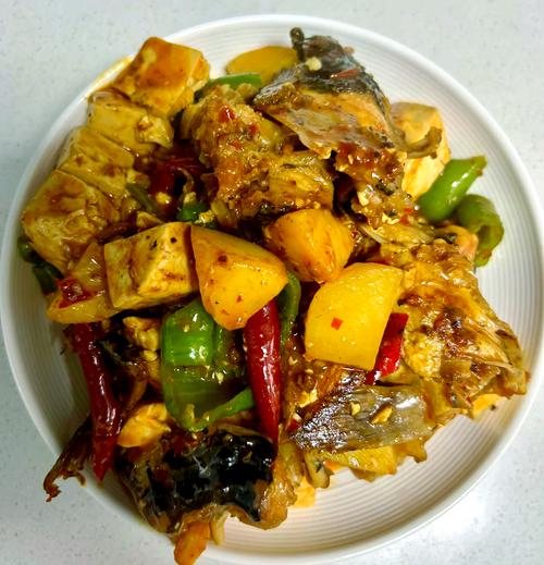 土豆焖鱼怎么做？家常做法有哪些？-图3