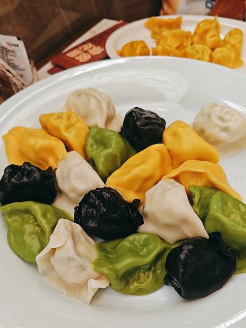 海鲜饺子有哪些经典馅料做法？-图2