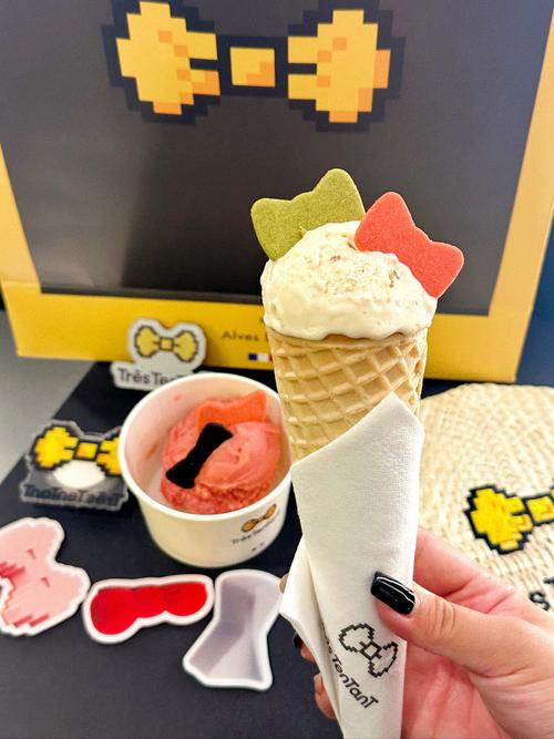 宝宝厨房冰淇淋大师二怎么玩？-图1