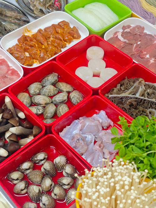 海鲜火锅料怎么配才好吃?-图2 海鲜火锅料怎么配才好吃?-图2