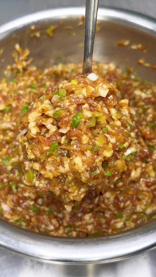 宝宝猪肉萝卜馅饺子，怎么做更营养？-图1