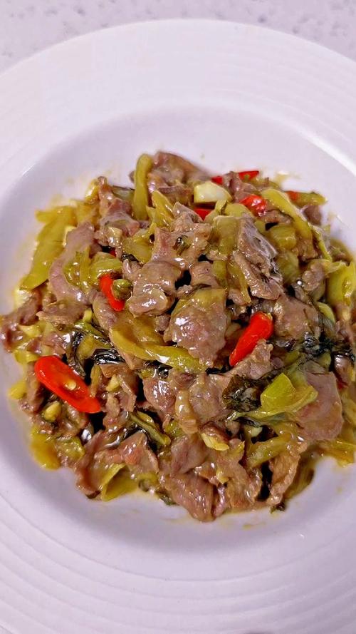 酸菜牛肉家常做法有哪些？-图1