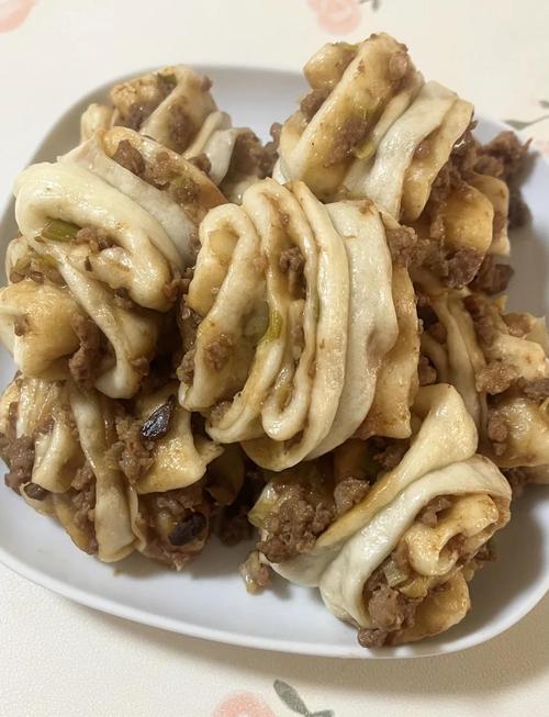 菜卷五花肉怎么做?家常做法全解?-图2 菜卷五花肉怎么做?家常做法全解?-图2