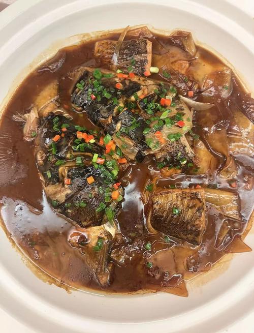 鱼炖粉皮怎么做才好吃？-图2