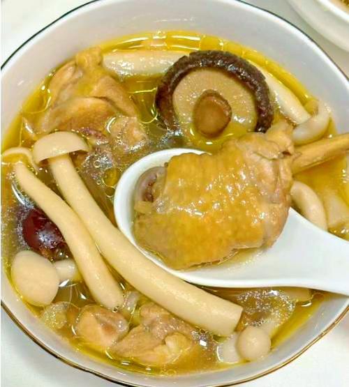 海鲜菇鸡汤能减肥吗？-图2