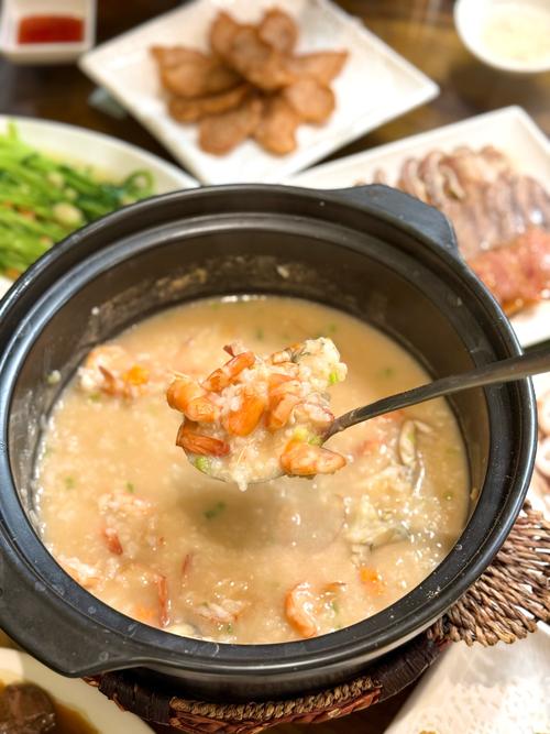 昌平哪里能吃到正宗潮汕砂锅海鲜粥?-图2 昌平哪里能吃到正宗潮汕砂锅海鲜粥?-图2