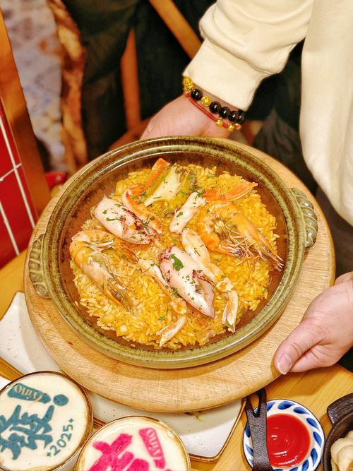 烤箱海鲜焗饭怎么做?海鲜焗饭烤箱做法?-图2 烤箱海鲜焗饭怎么做?海鲜焗饭烤箱做法?-图2