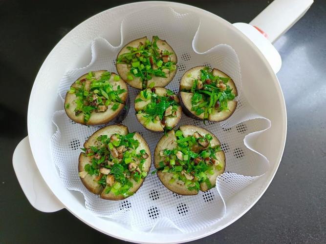 香菇茄子怎么做才下饭?-图2 香菇茄子怎么做才下饭?-图2
