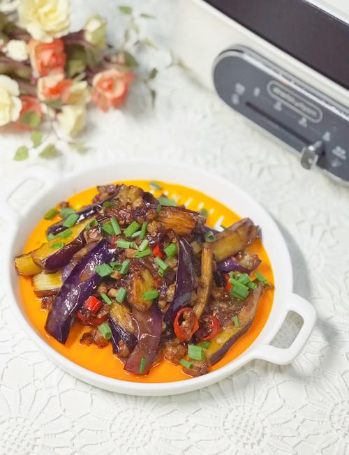 茄子肉末怎么做才下饭？-图1