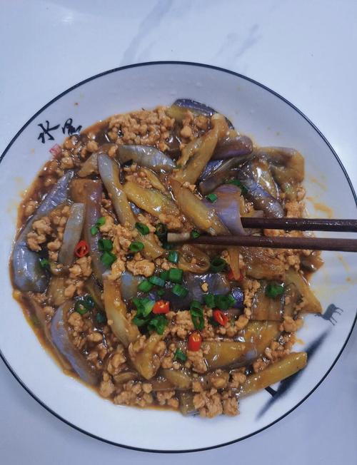 茄子肉末怎么做才下饭？-图2