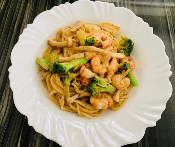 白海鲜意面做法大全，有哪些经典做法？-图2