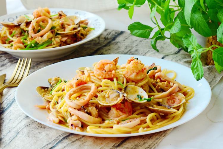 白海鲜意面做法大全，有哪些经典做法？-图1