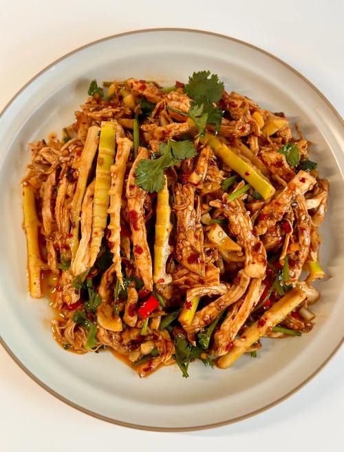 凉拌笋片怎么做才爽脆入味?-图1 凉拌笋片怎么做才爽脆入味?-图1