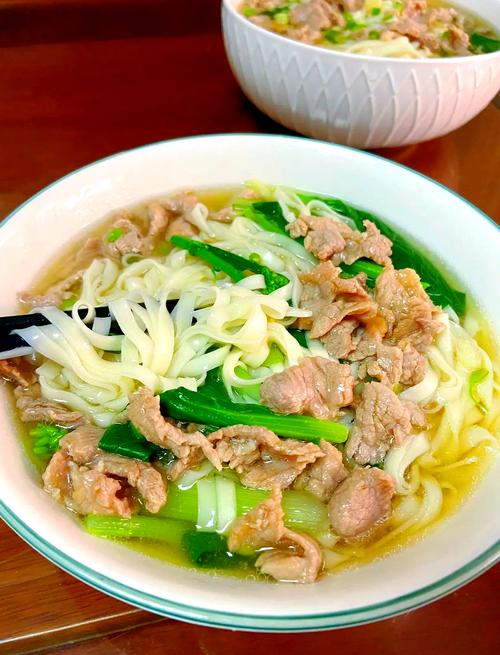 青菜肉面条怎么做才好吃？-图1