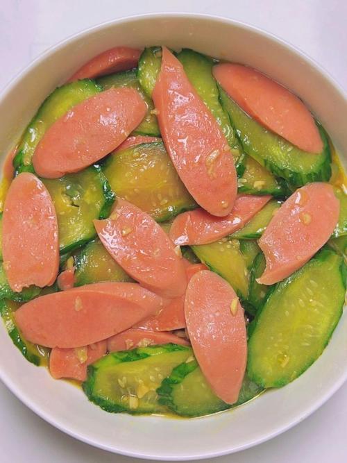 黄瓜香肠怎么做？家常做法有哪些？-图2