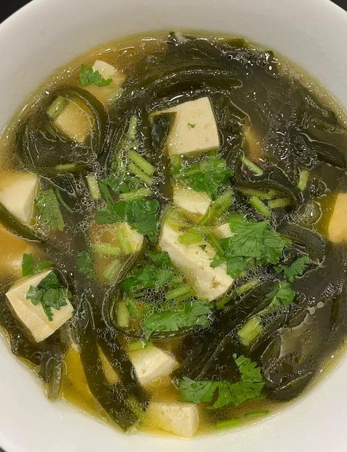 海带炒豆腐怎么做？家常做法有哪些？-图2