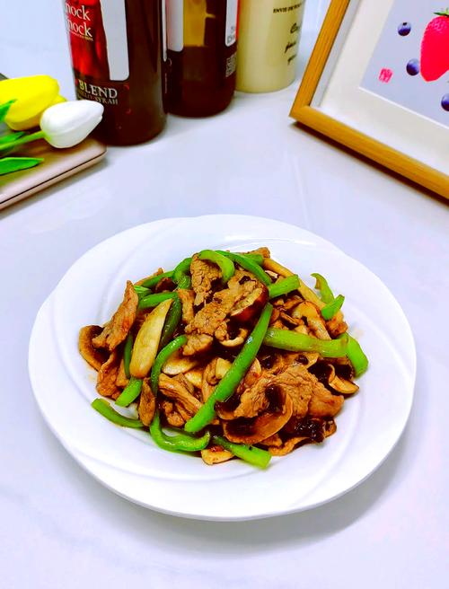 肉炒蘑菇怎么做才好吃?-图3 肉炒蘑菇怎么做才好吃?-图3