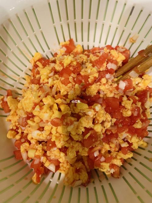 宝宝西红柿鸡蛋馅饺子-图1