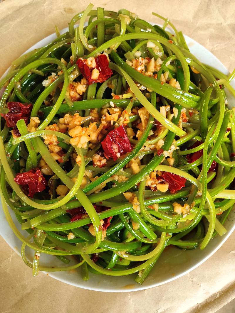 蒜苔凉拌做法有哪些？-图2