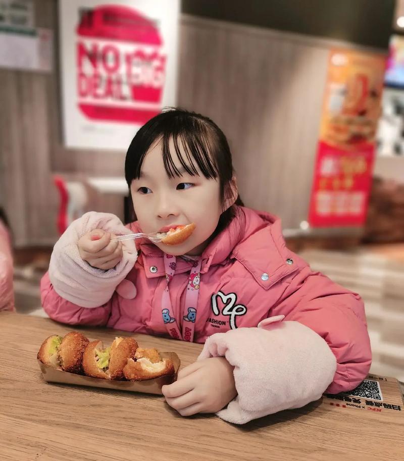 宝宝晚上加餐吃蛋糕合适吗?-图2 宝宝晚上加餐吃蛋糕合适吗?-图2