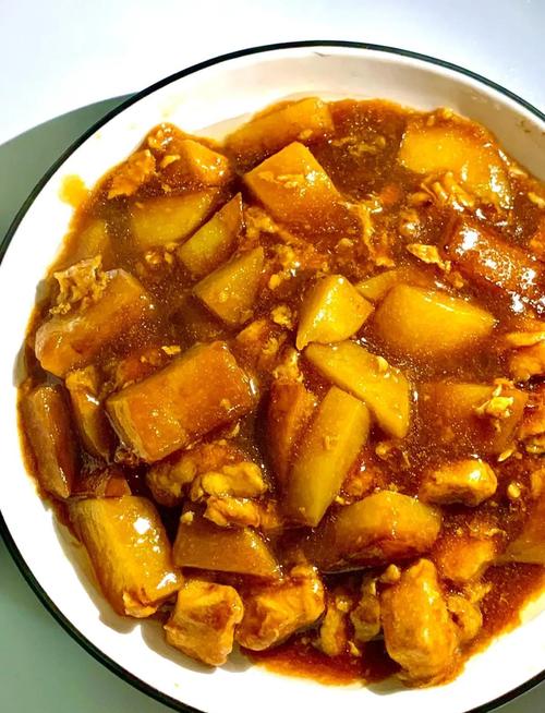 鸡胸肉土豆怎么做才不柴又入味？-图2