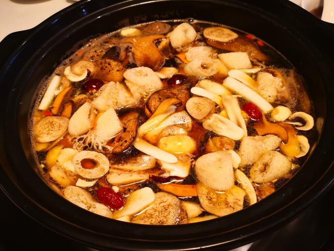 秀珍菇海鲜菇煮汤，怎么搭配更鲜？-图3