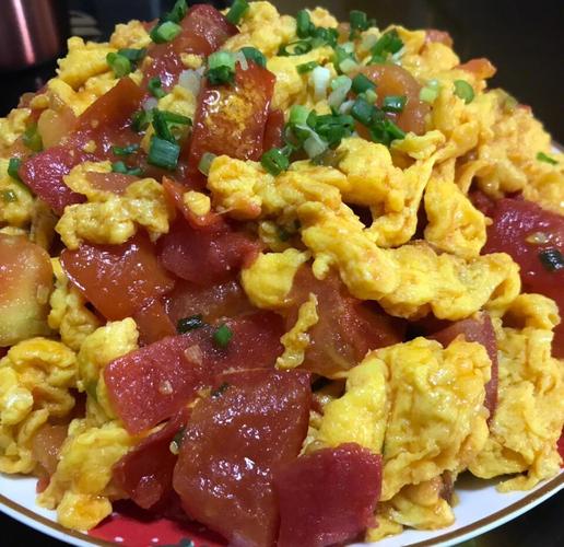 宝宝西红柿鸡蛋饭怎么做?-图2 宝宝西红柿鸡蛋饭怎么做?-图2