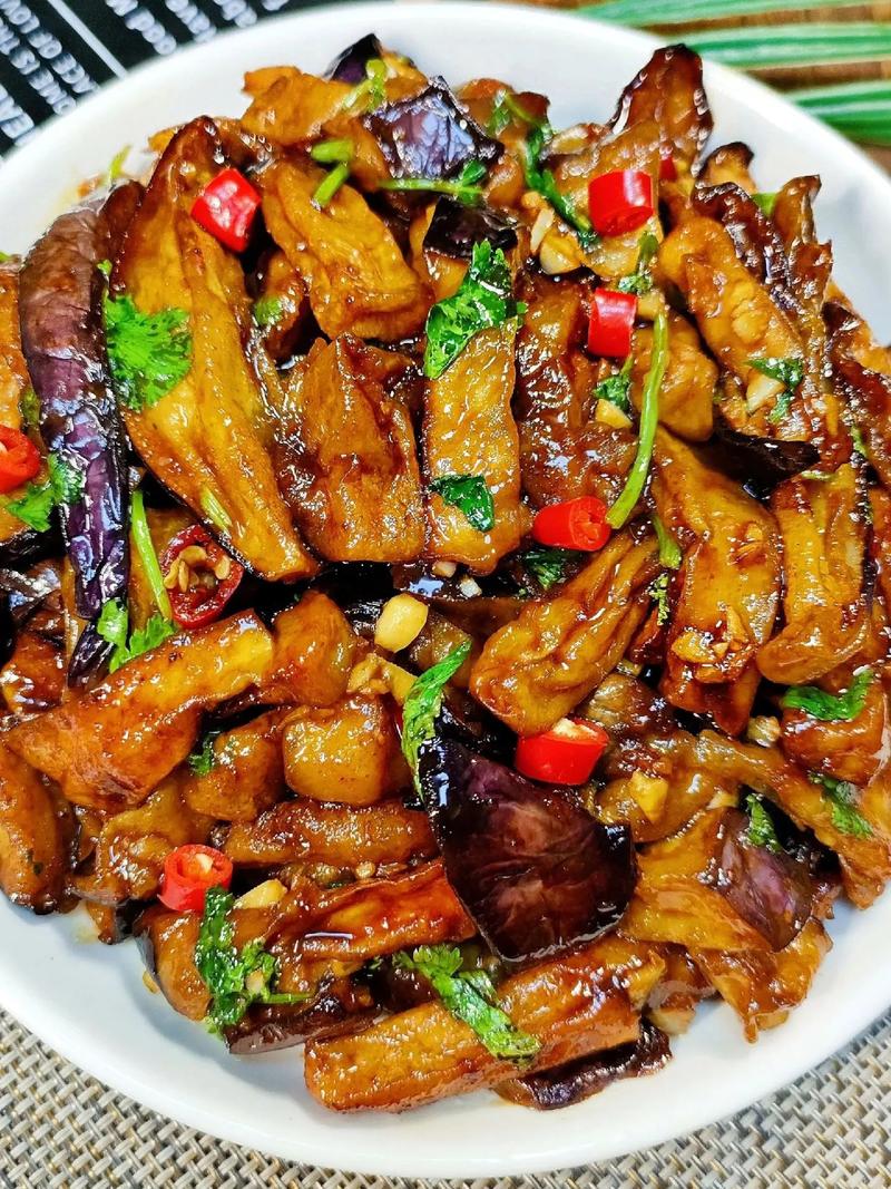 拌茄子怎么做才好吃？-图1