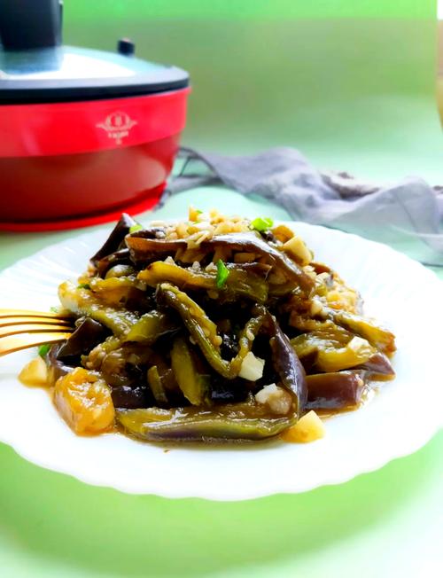 家常蒜泥茄子怎么做？有哪些做法？-图2