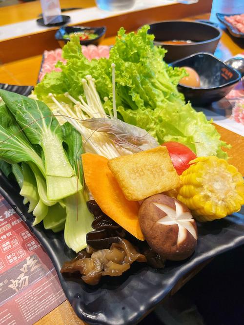 海鲜火锅配哪些青菜更鲜?-图2 海鲜火锅配哪些青菜更鲜?-图2