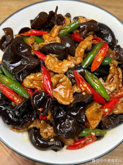 肉炒干木耳怎么泡？家常做法有哪些？-图2