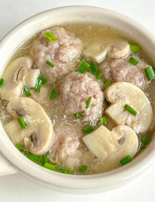 香菇肉丸怎么做?家常做法有哪些?-图1 香菇肉丸怎么做?家常做法有哪些?-图1