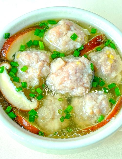 香菇肉丸怎么做?家常做法有哪些?-图2 香菇肉丸怎么做?家常做法有哪些?-图2