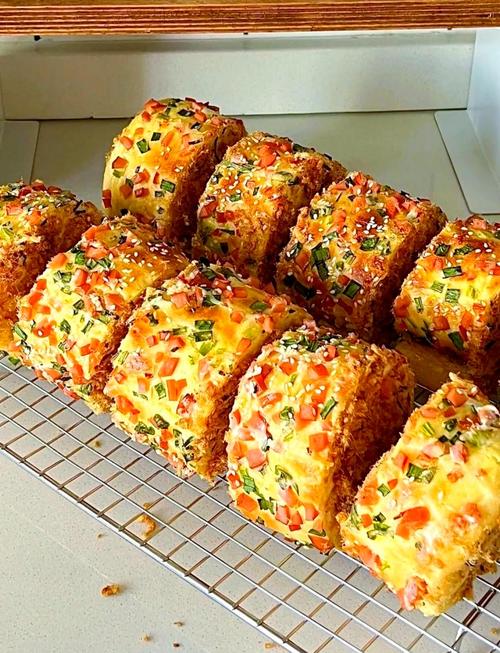 宝宝肉松面包家庭做法怎么做？-图1