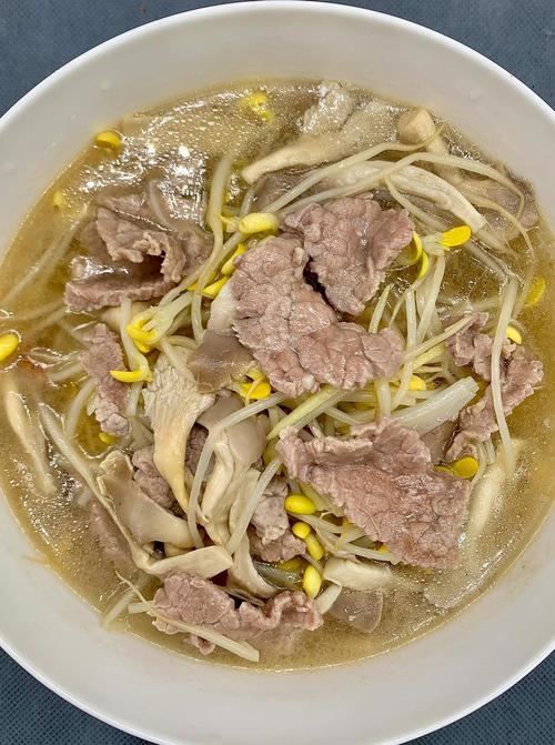 豆芽排骨汤大全家常做法-图1 豆芽排骨汤大全家常做法-图1