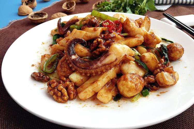 肉炖墨鱼的做法大全家常-图3 肉炖墨鱼的做法大全家常-图3