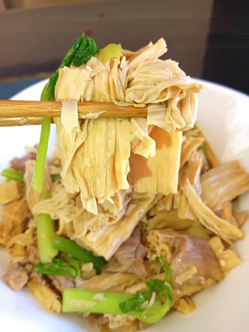 腐竹炒芹菜怎么做才入味?-图3 腐竹炒芹菜怎么做才入味?-图3