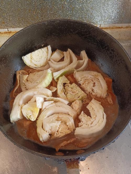 白菜炖干豆腐怎么做才好吃?-图1 白菜炖干豆腐怎么做才好吃?-图1