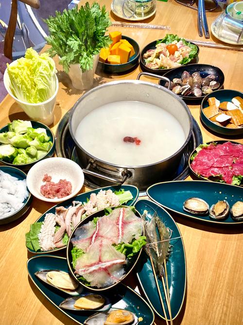 涮海鲜锅底怎么选才不鲜?-图1 涮海鲜锅底怎么选才不鲜?-图1