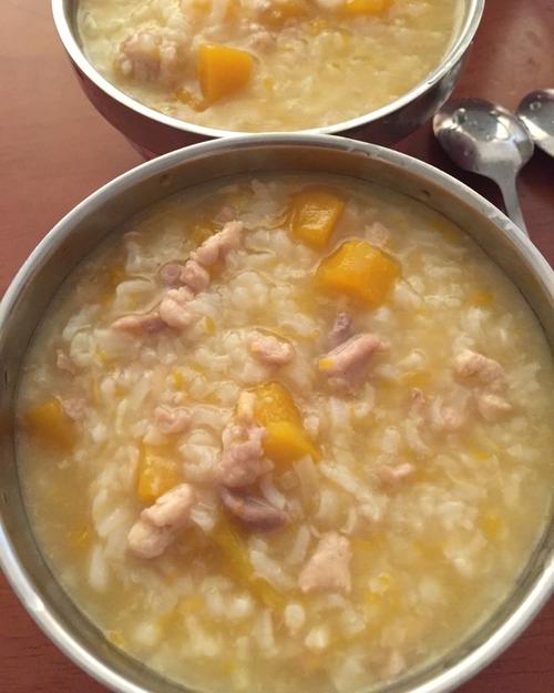 宝宝南瓜鸡肉粥怎么做才营养又好吃?-图3 宝宝南瓜鸡肉粥怎么做才营养又好吃?-图3
