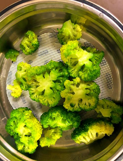 十个月宝宝辅食西兰花怎么做？-图3