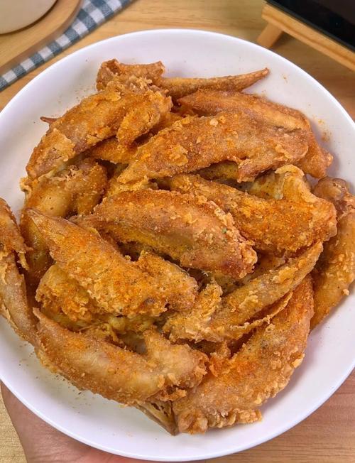 鸡翅尖做法大全家常做法-图1